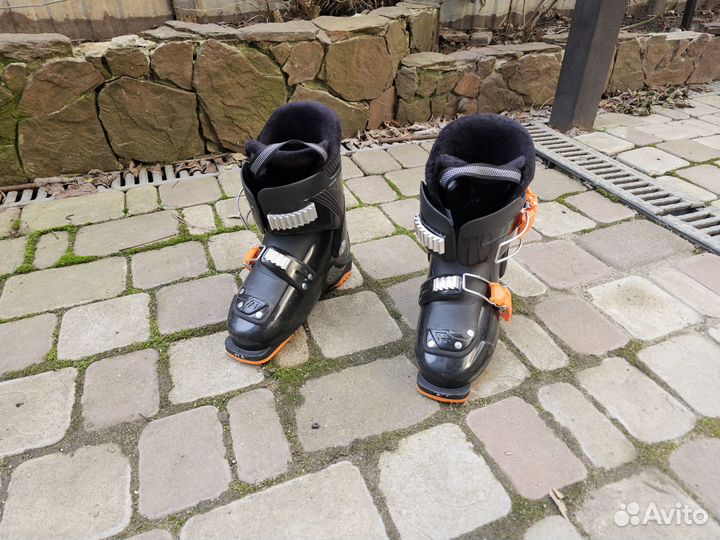 Горнолыжные ботинки детские 21.5