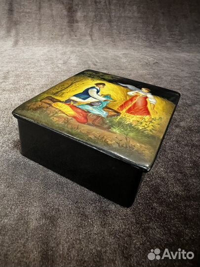 Шкатулка.Федоскино