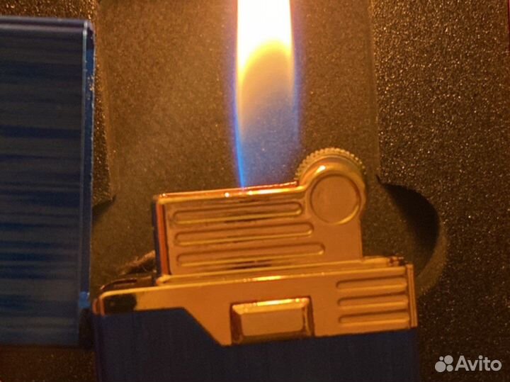 Зажигалка газовая турбо +кремень + обычный огонь