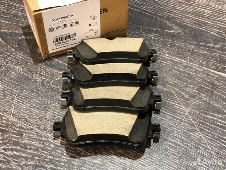 Зднре колодки 350/28 audi Q7 Q8 SQ7 SQ8 touareg