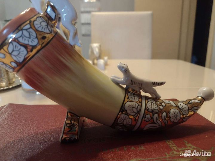 Рог фарфор