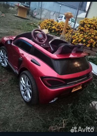 Детский электромобиль