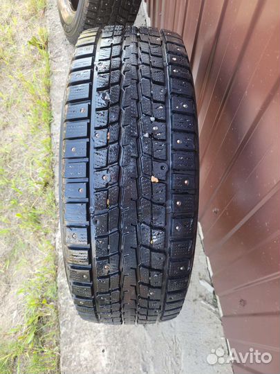Dunlop SP Winter Ice 07 225/65 R17 и 225/65 R17 102H