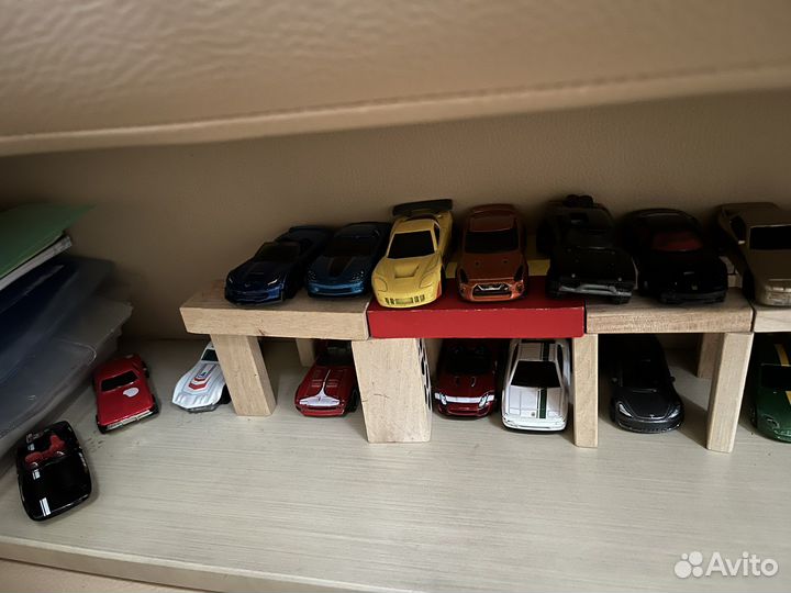 Машинки hotwheels