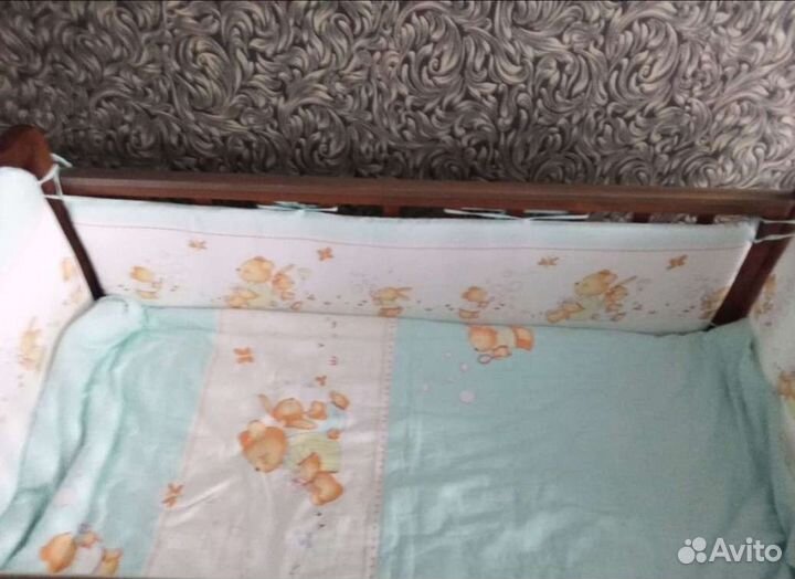 Детская кроватка