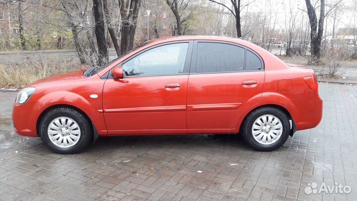 Kia Rio 1.4 МТ, 2010, 245 250 км