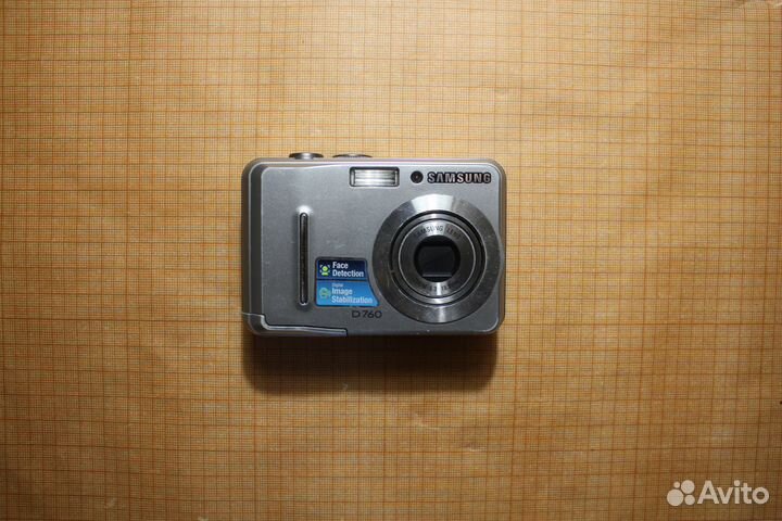 Цифровой фотоаппарат Samsung D760 на запчасти