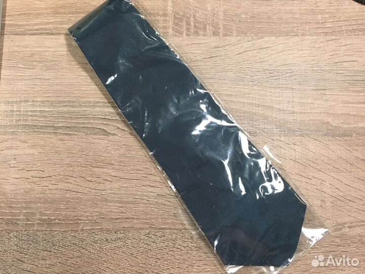 Галстук зеленый