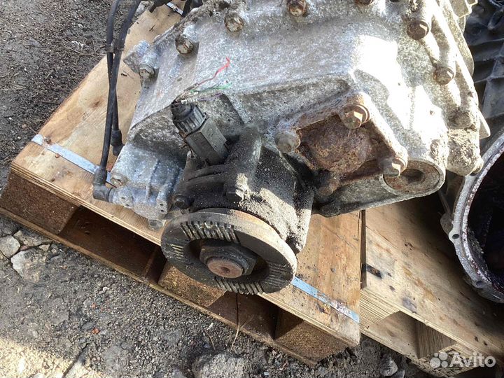 МКПП (механическая коробка переключения передач) I