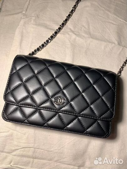 Продам сумку Chanel