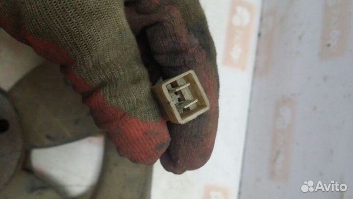 Вентилятор радиатора Volkswagen Passat B3 EZ