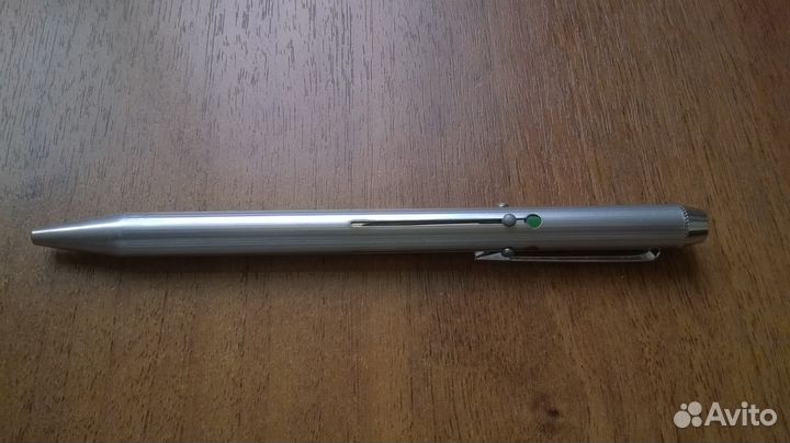 Шариковая 4-х цветная ручка из 1970-х годов