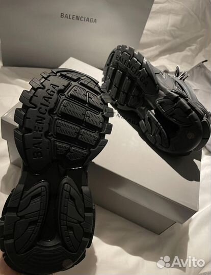 Balenciaga track 1 black женские