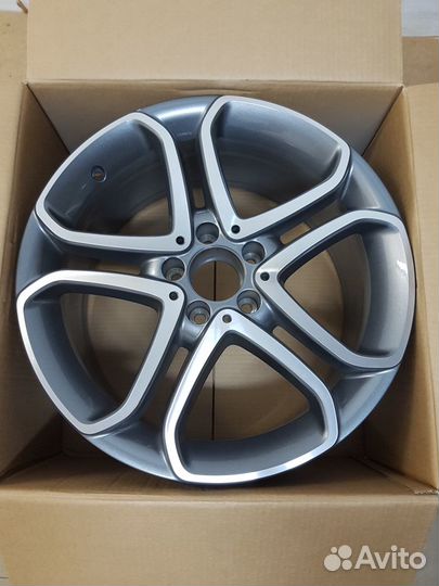 Диск литой R18 для Mercedes E-Class W212