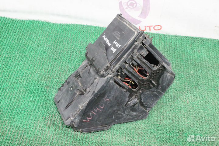 Блок предохранителей в сборе Mercedes S-Class W140