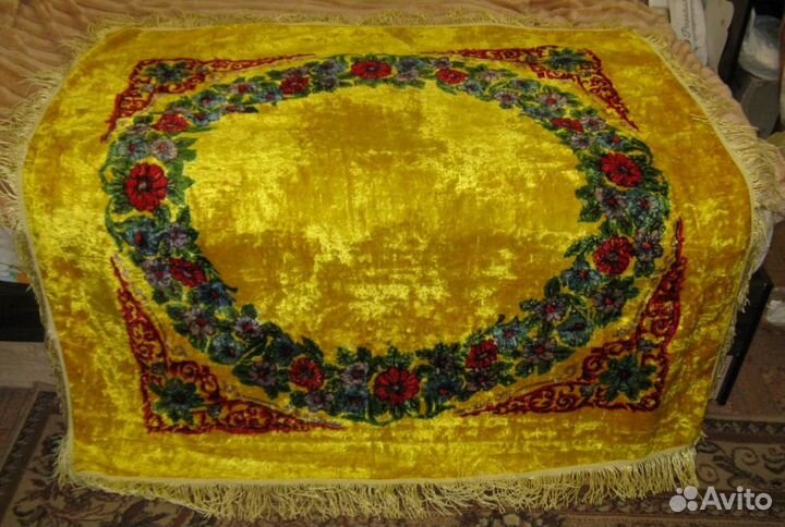 Скатерть плюшевая с цветами винтаж СССР
