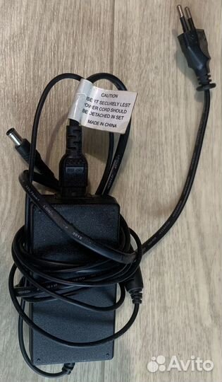 Монитор Samsung S22B300B