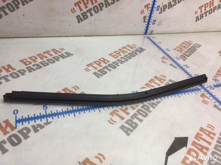 Ситроен Накладка крыла переднего правого