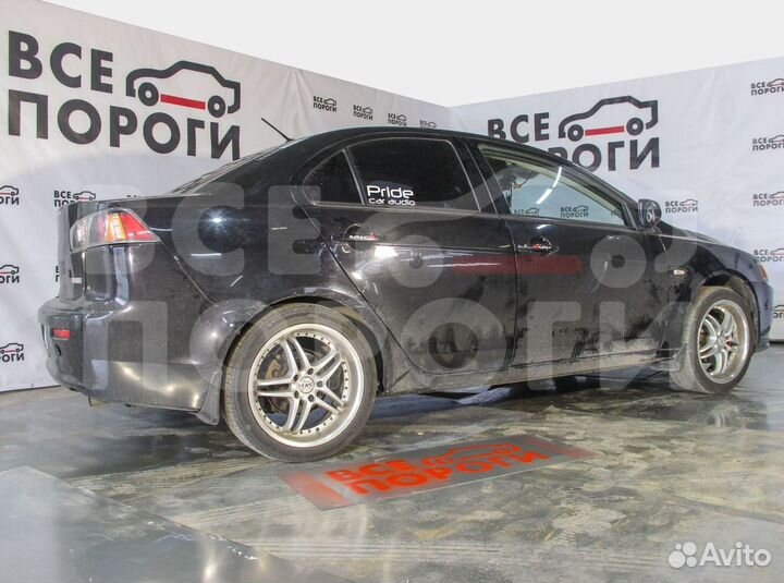 Митсубиси Лансер 10 пенка заводская