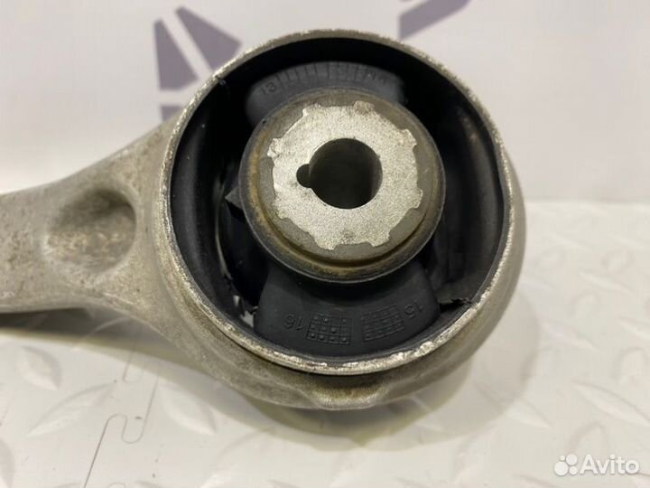 Рычаг продольный передний правый Mercedes E-Class