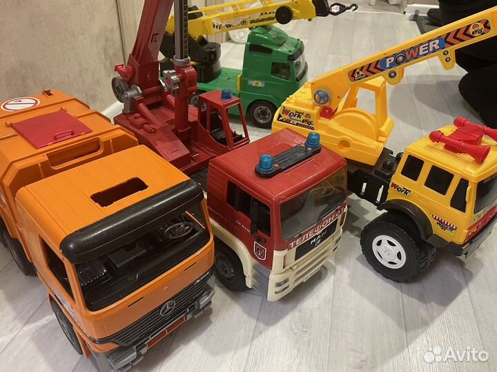 Детские игрушки, машинки bruder, полесье