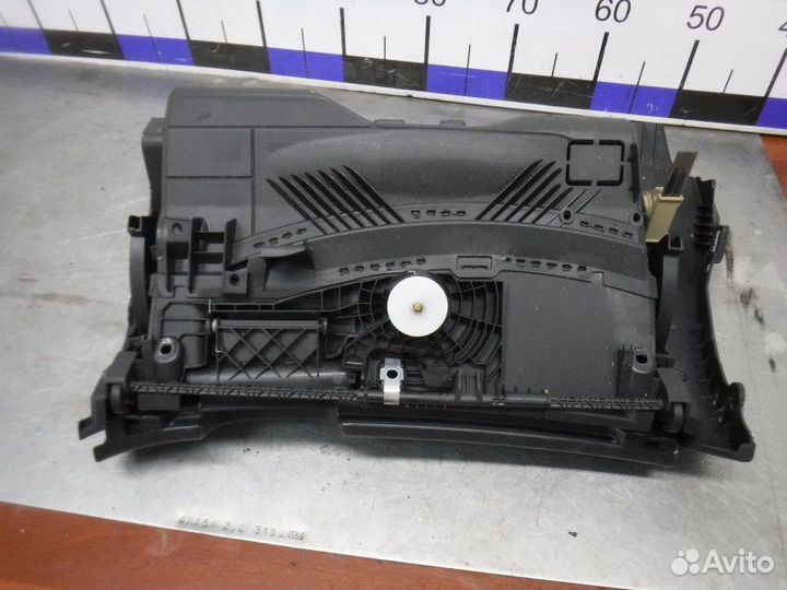 Бардачок Skoda Octavia A5 BUD 2011