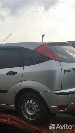 Крыло заднее левое на Форд Фокус-1 хэтчбек