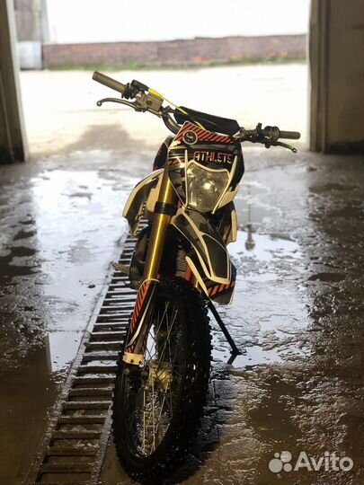 Regulmoto Athlete 250