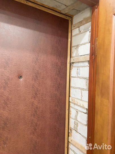 Дверь входная металлическая