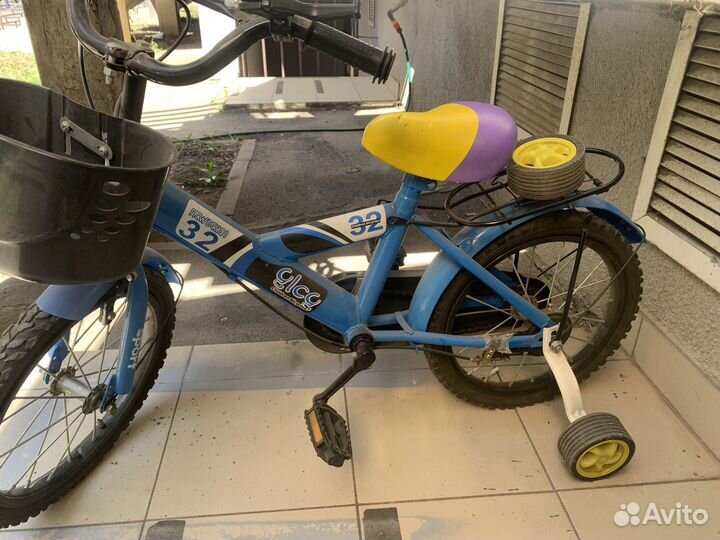 Детский велосипед 4 колесный