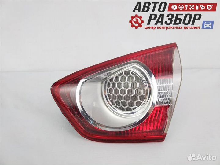 Фонарь задний внутренний правый Ford Kuga 1 2008