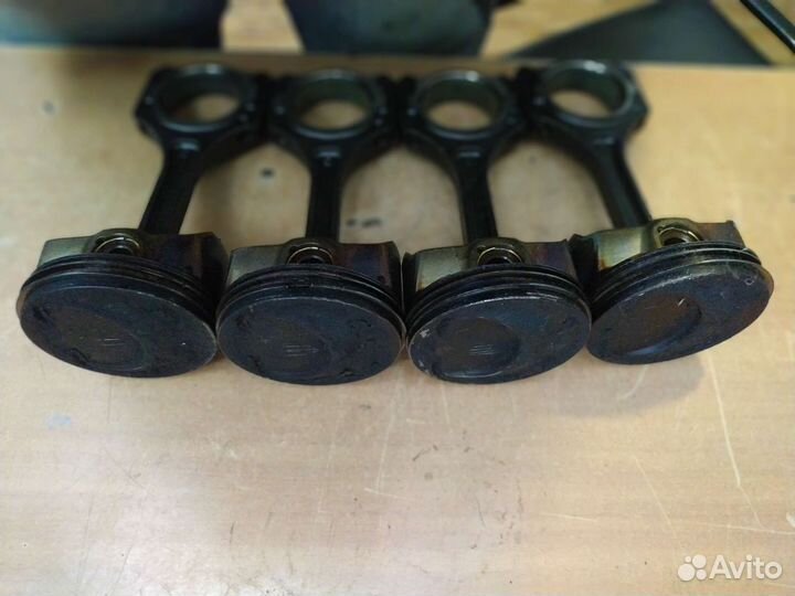 Поршень шатун G4KJ оригинал