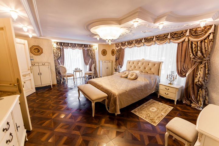 Гостиница, 700 м²