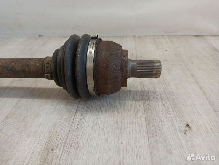 Привод передний левый Ford Focus CB4 1.6L duratec