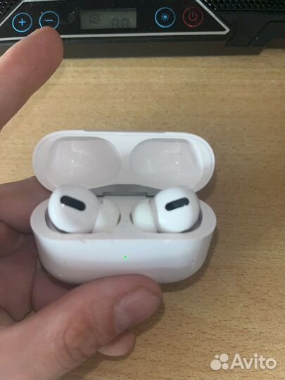 Airpods pro 1 поколения