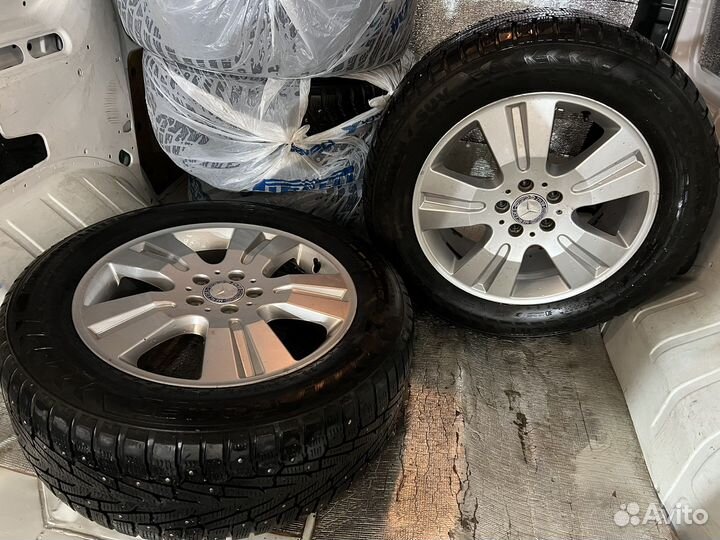 Комплект зимних колес ориг. R18/255/55 Mercedes