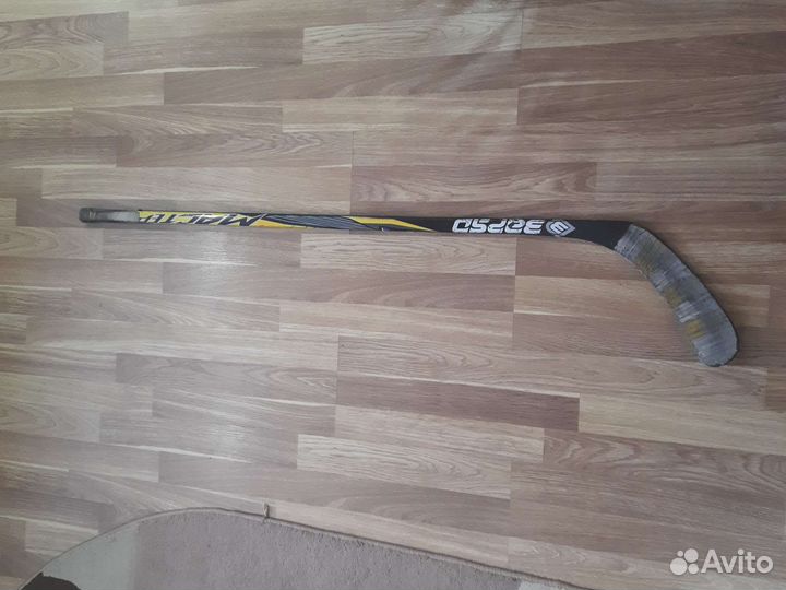 Клюшка хоккейная правый хват