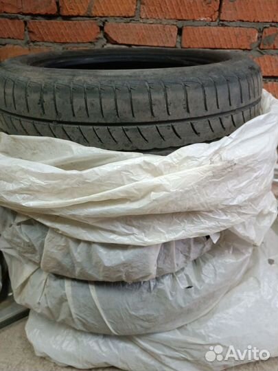 Pirelli Cinturato P1 185/60 R15