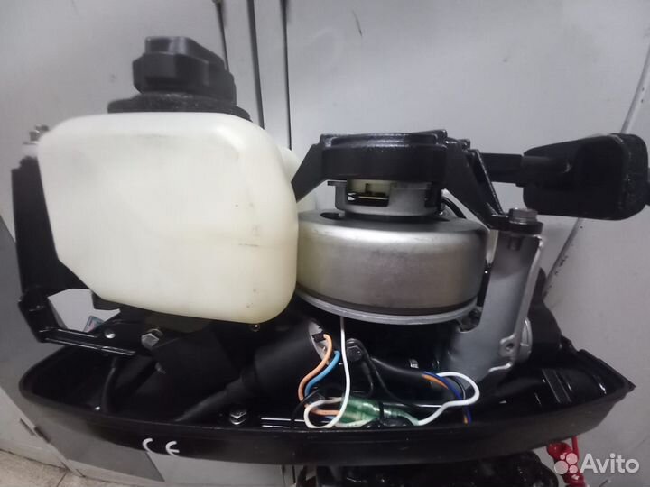 Лодочный мотор HDX 2,6 T2,6 cbms