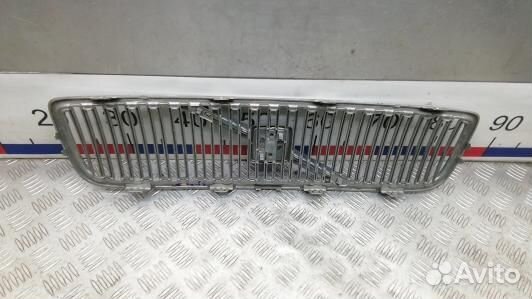 Решетка радиатора volvo V70 2 (LDN08QF01)