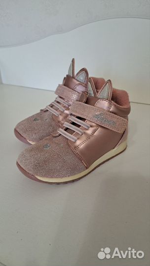 Ботинки для девочки