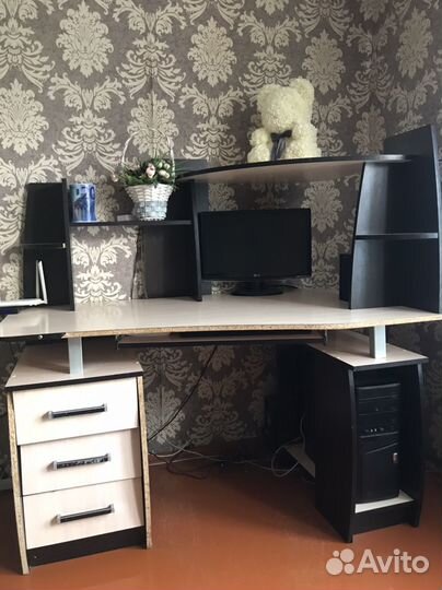 Компьютерный стол бу