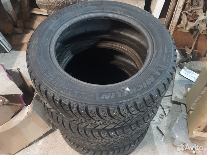 Michelin Agilis X-Ice North 185/65 R15