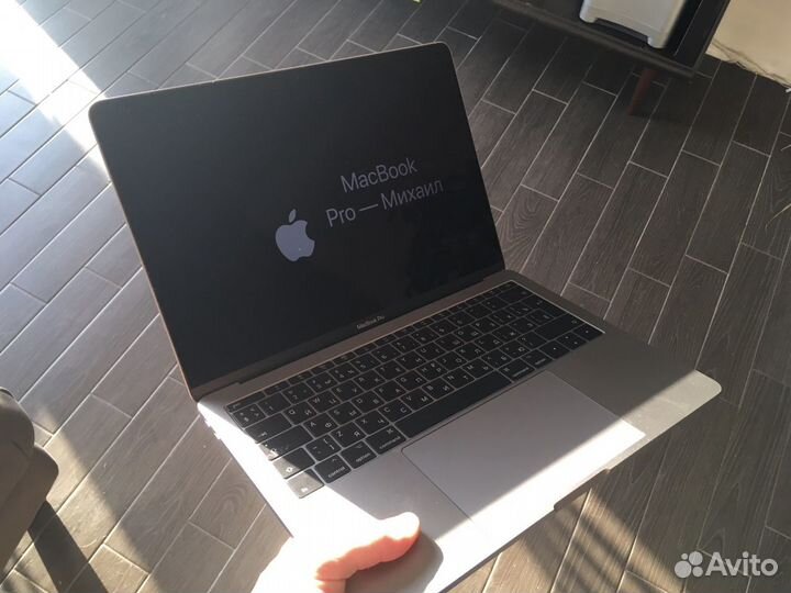 MacBook pro i5/8/256