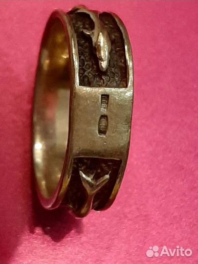 Чеканное Позолоченое кольцо,серебро. 16 размер