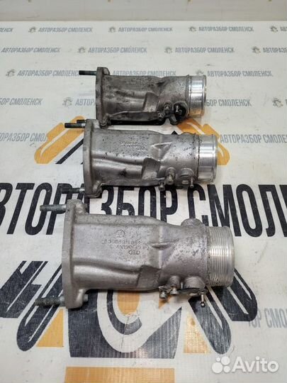 Дроссельная заслонка Audi A6 C5 (1997—2001)