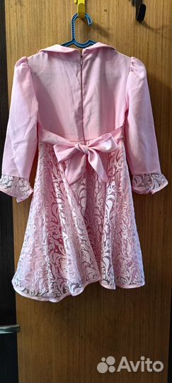 Плате нарядное длина 68- шир. плеча 28