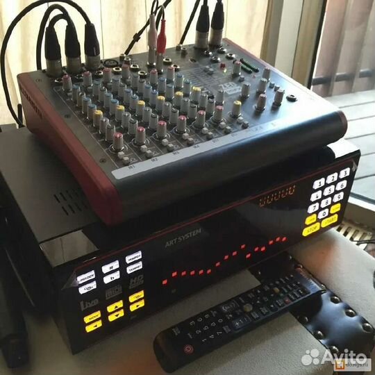 AST - 100 караоке система профессиональная