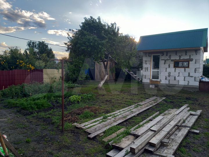 Дом 101 м² на участке 5 сот.