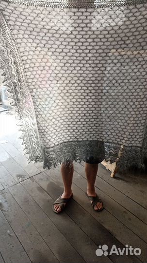 Пуховые платки.Размер 1м35см